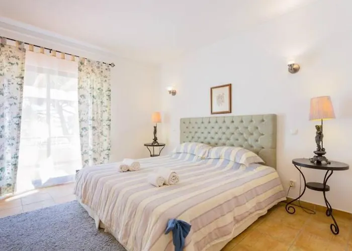 House 阿尔布费拉